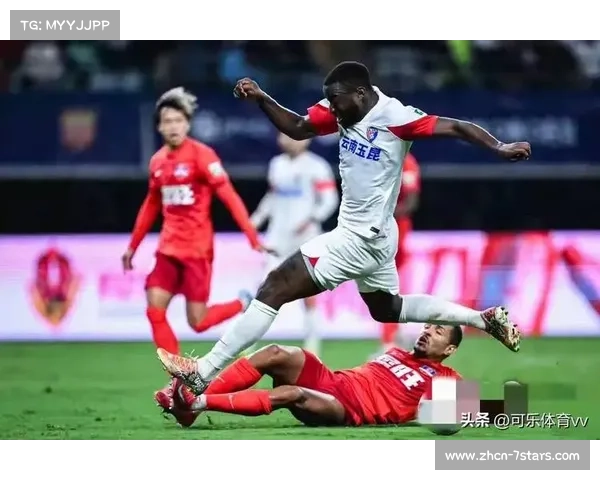 云南玉昆大胜梅州客家 恩里克梅开二度展现强大攻击力 云南玉昆大胜梅州客家 恩里克梅开二度展现强大攻击力